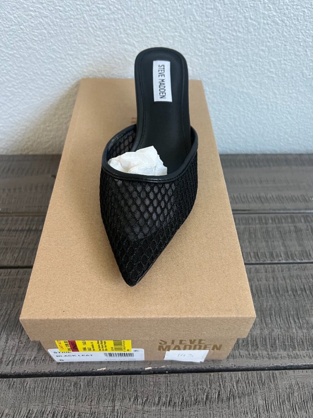 SINGLE SHOE Steve Madden Micki-M Black Leather Syrie Size 6 LEFT NIB